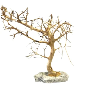 Árbol natural con base de piedra